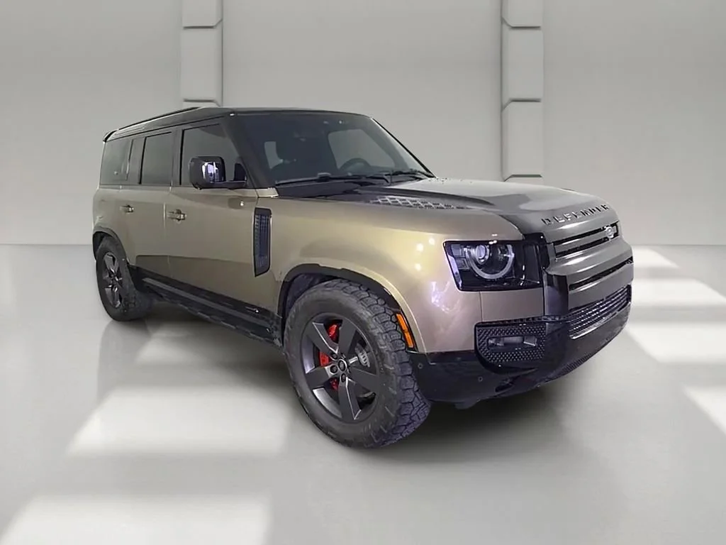 Used 2023 Gondwana Stone Metallic Land Rover X image 34