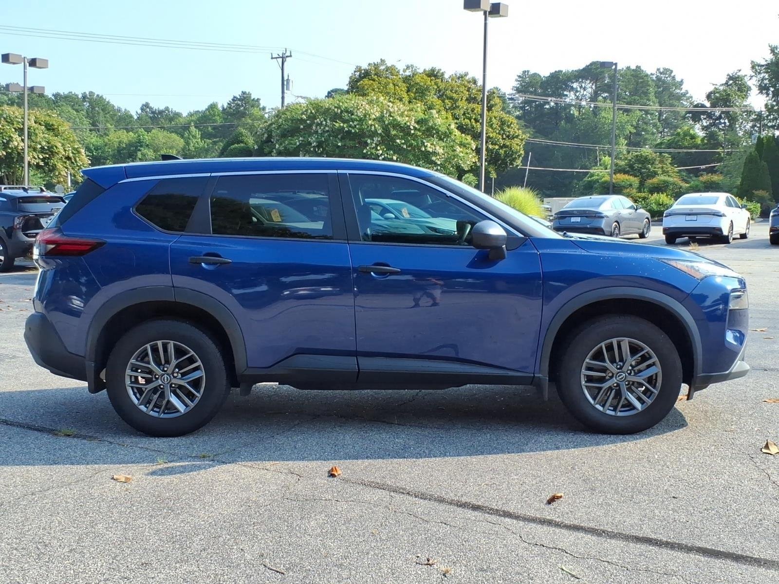 Used 2023 Caspian Blue Metallic Nissan S image 6