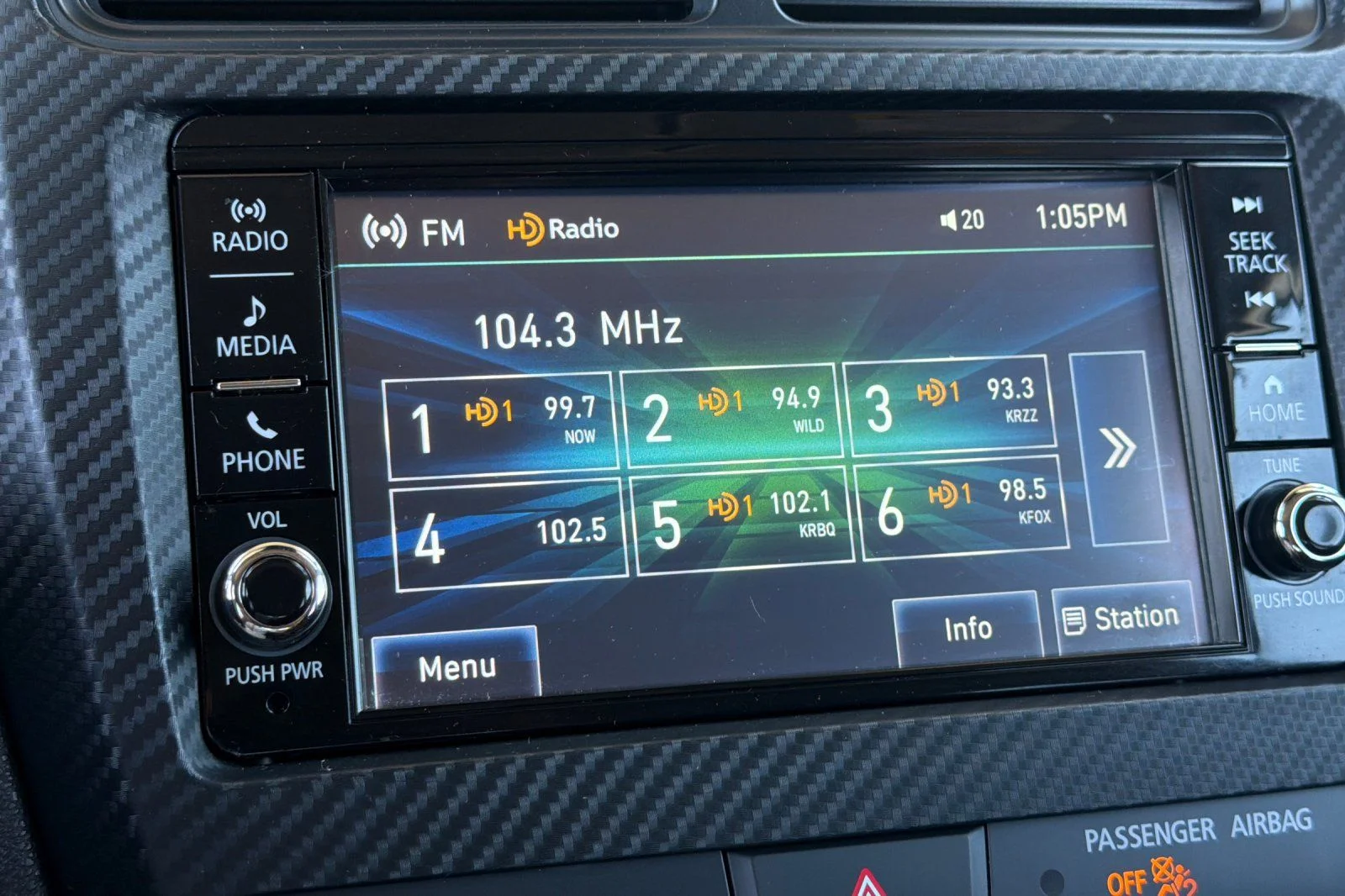 Used 2025 Black Mitsubishi 2.0 ES image 20
