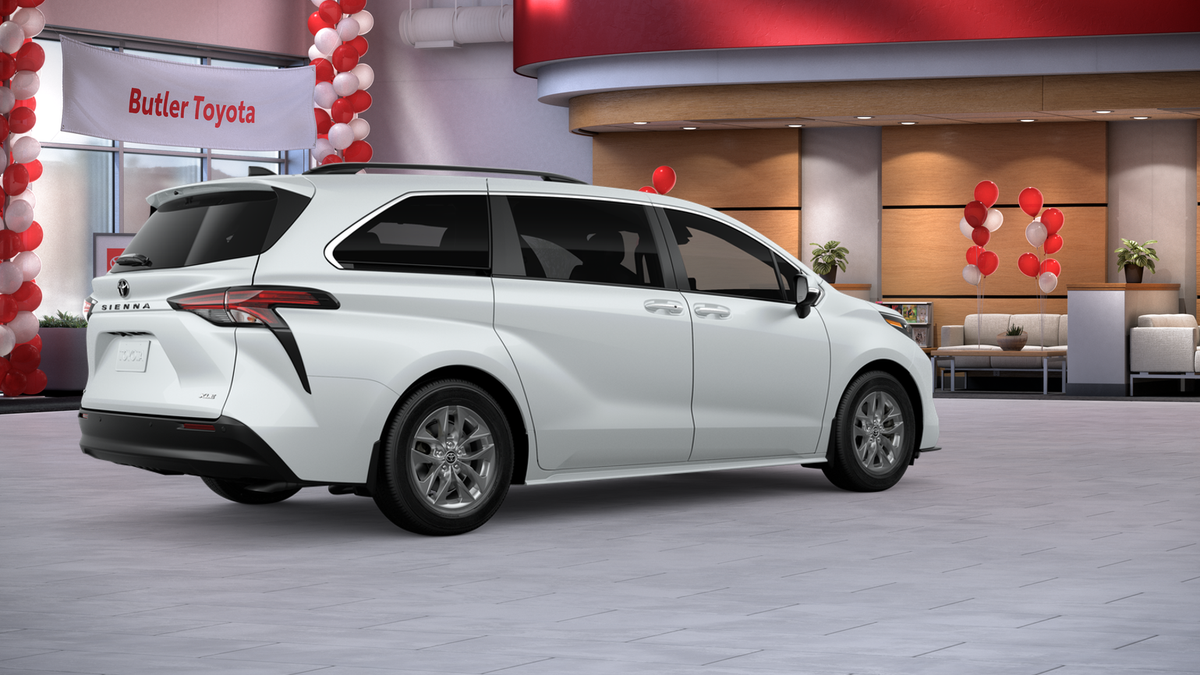 New 2026 Wind Chill Pearl Toyota XLE image 27