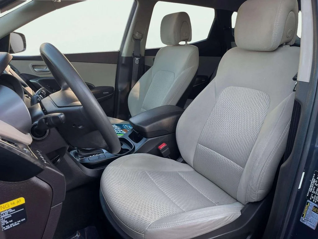 Used 2017 Marlin Blue Hyundai 2.4 Base image 21