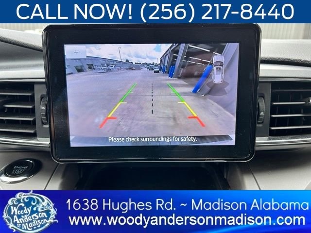 Certified Used 2022 White Metallic Ford XLT image 14
