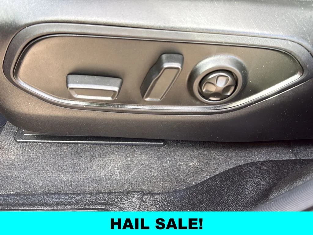 Used 2023 Red Jeep Limited image 27