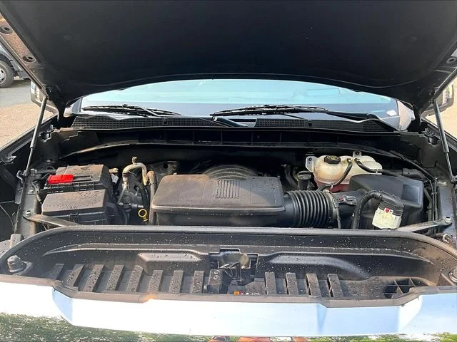 Used 2024 Silver GMC Denali image 10