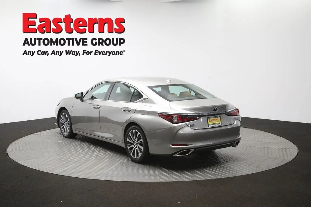 Used 2021 Silver Lexus 350 image 65