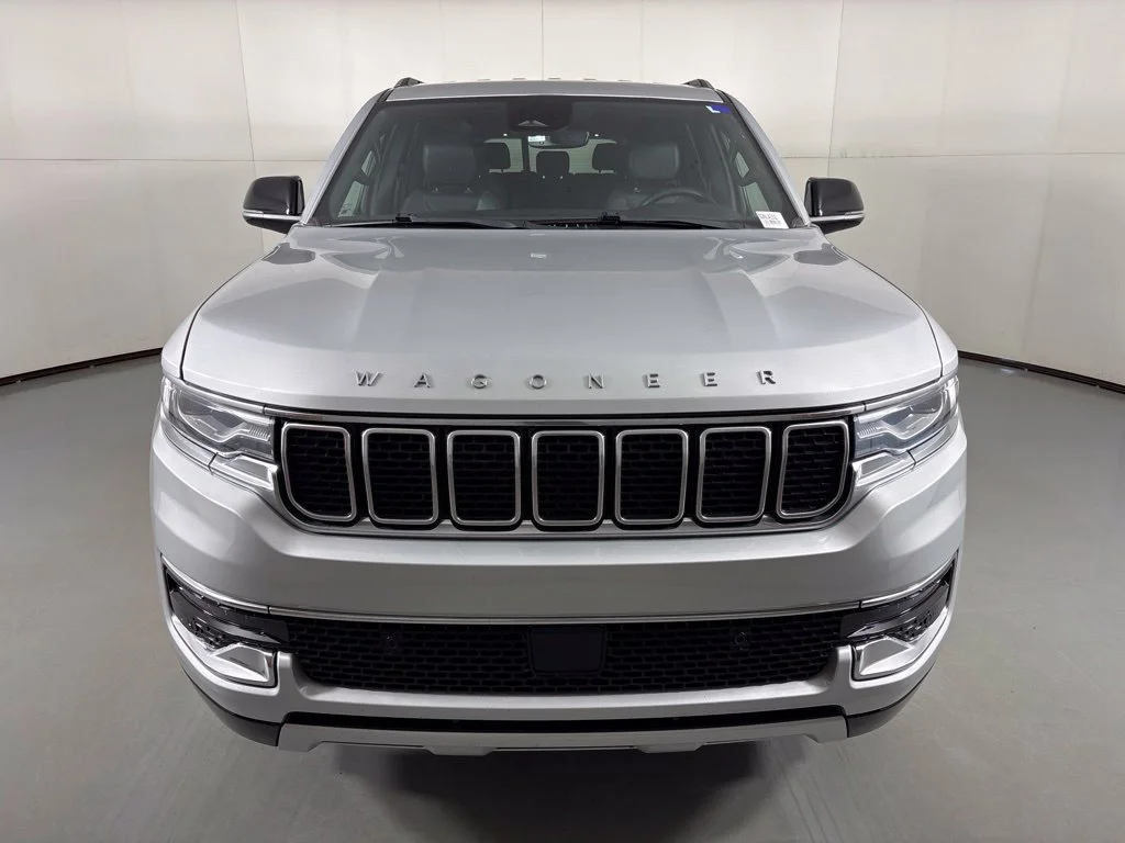 Used 2024 Silver Jeep Series II image 3