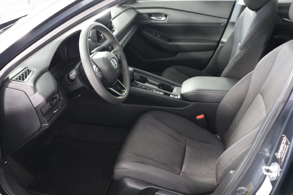 Used 2024 Meteorite Gray Metallic Honda LX image 18