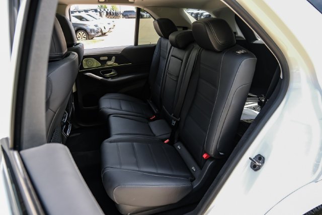 Used 2024 White Mercedes-Benz GLE 580 image 51