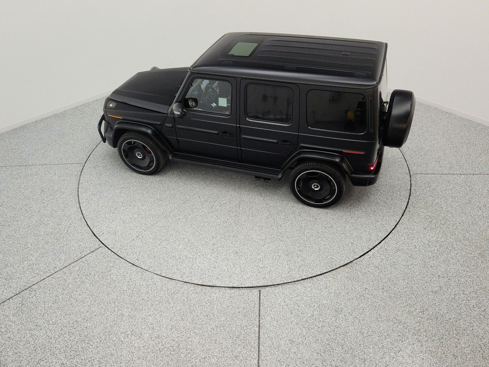 New 2026 MANUFAKTUR Night Black Magno Mercedes-Benz AMG® G 63 SUV image 16