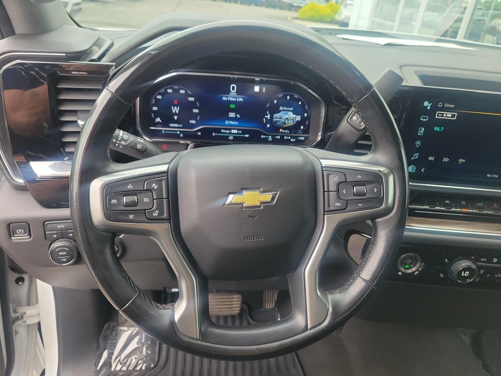 Used 2023 Summit White Chevrolet LT (2FL) image 24