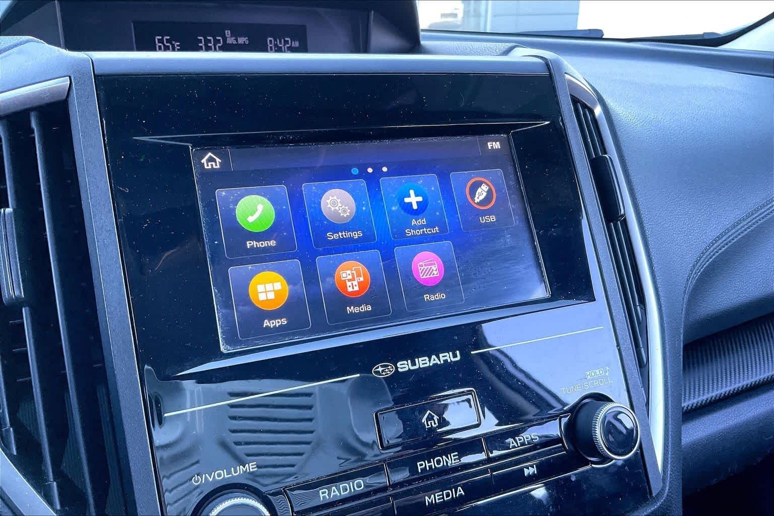 Used 2019 Ice Silver Metallic Subaru  image 32
