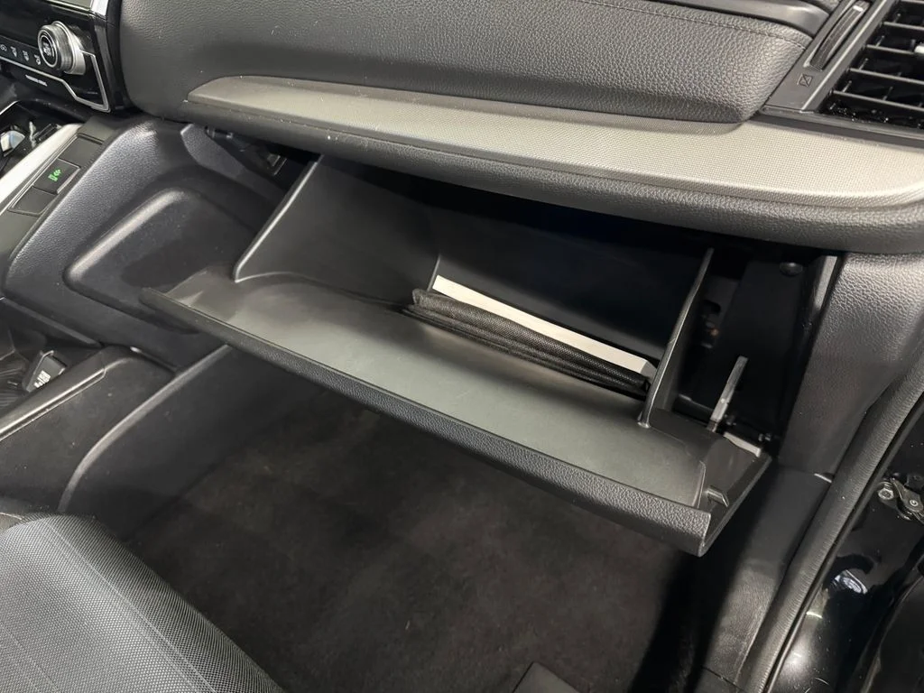 Used 2019 Black Honda LX image 29