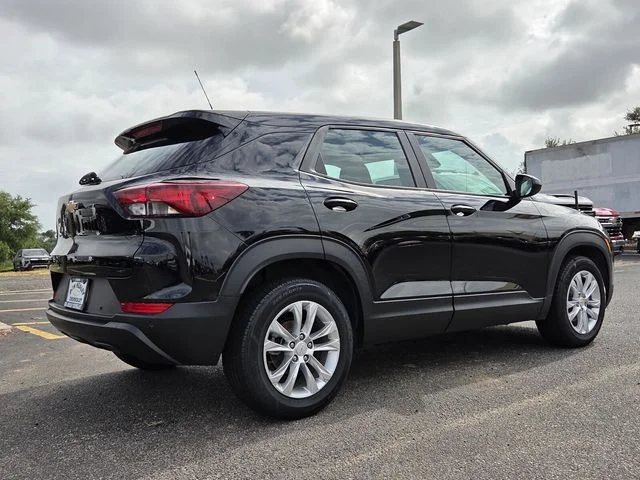 Used 2023 Black Chevrolet LS image 6