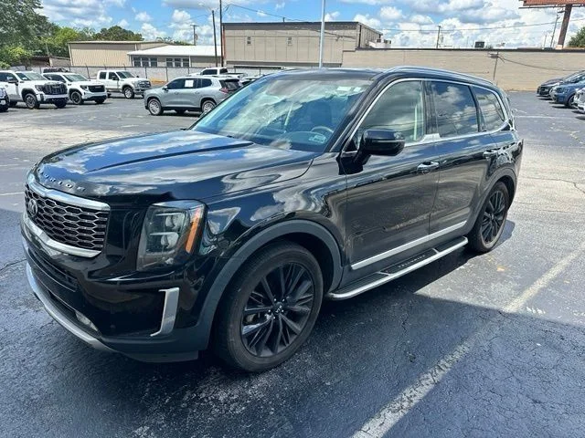 Used 2021 Black Kia SX image 4