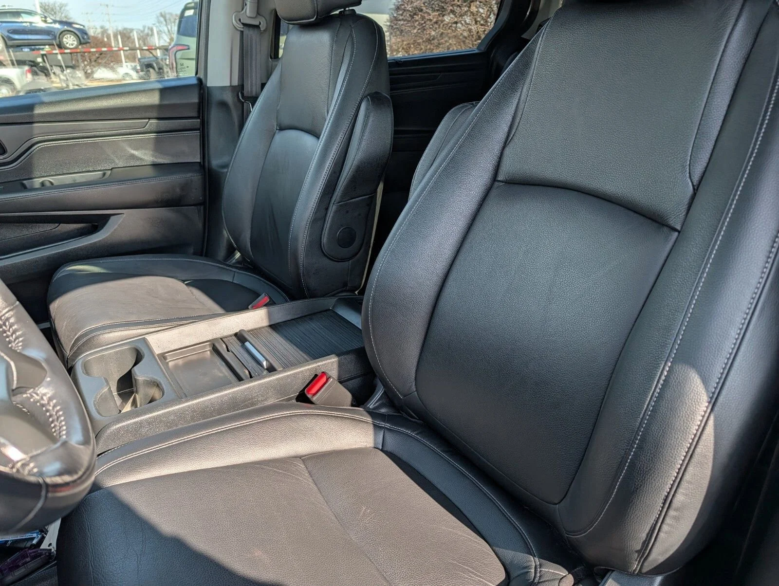 2024 Honda Odyssey EX-L - Photo 22