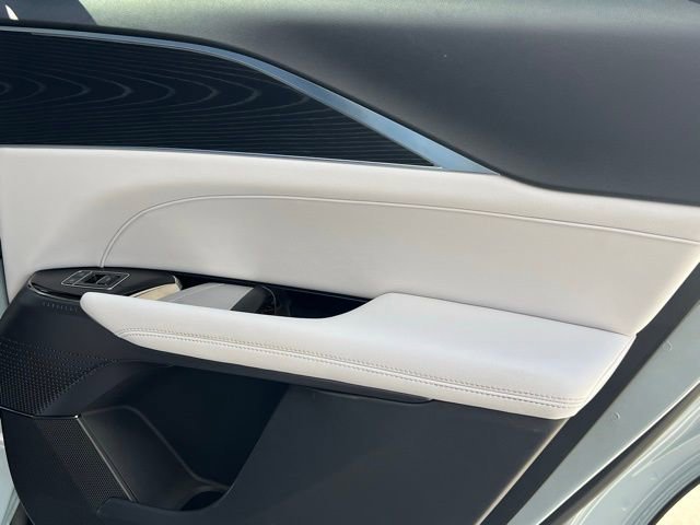 2025 Cadillac LYRIQ Sport 1 - Photo 18