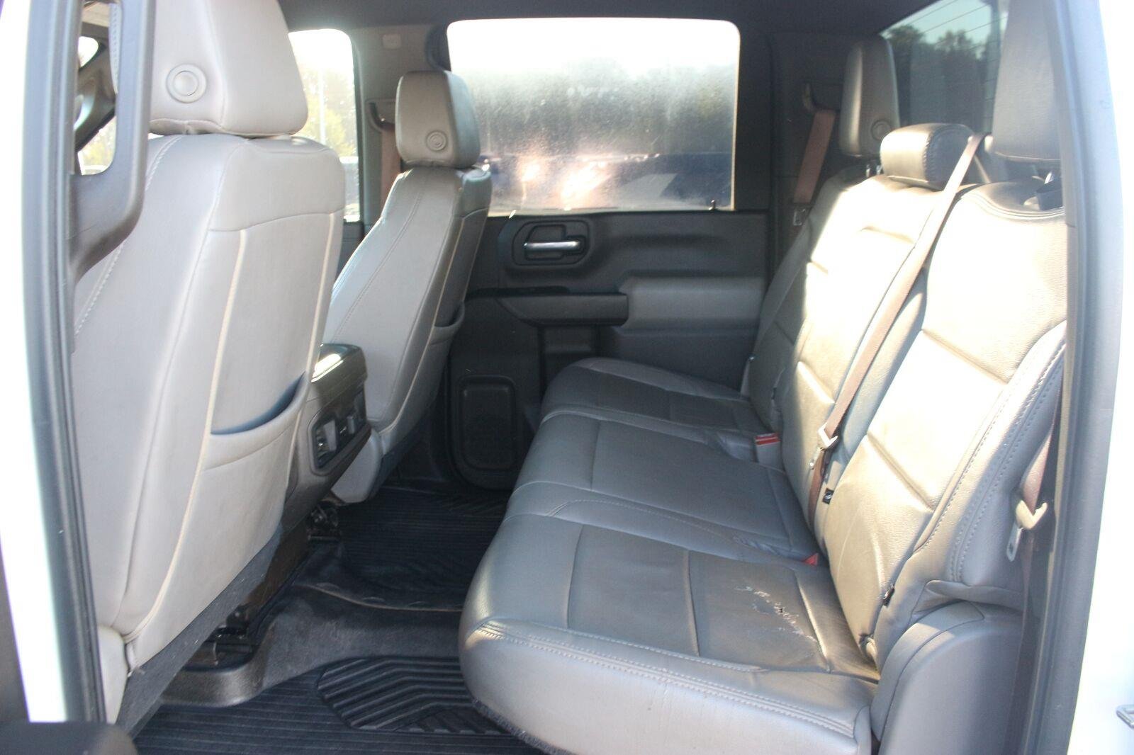 Used 2022 SUMMIT WHITE Chevrolet LT image 36