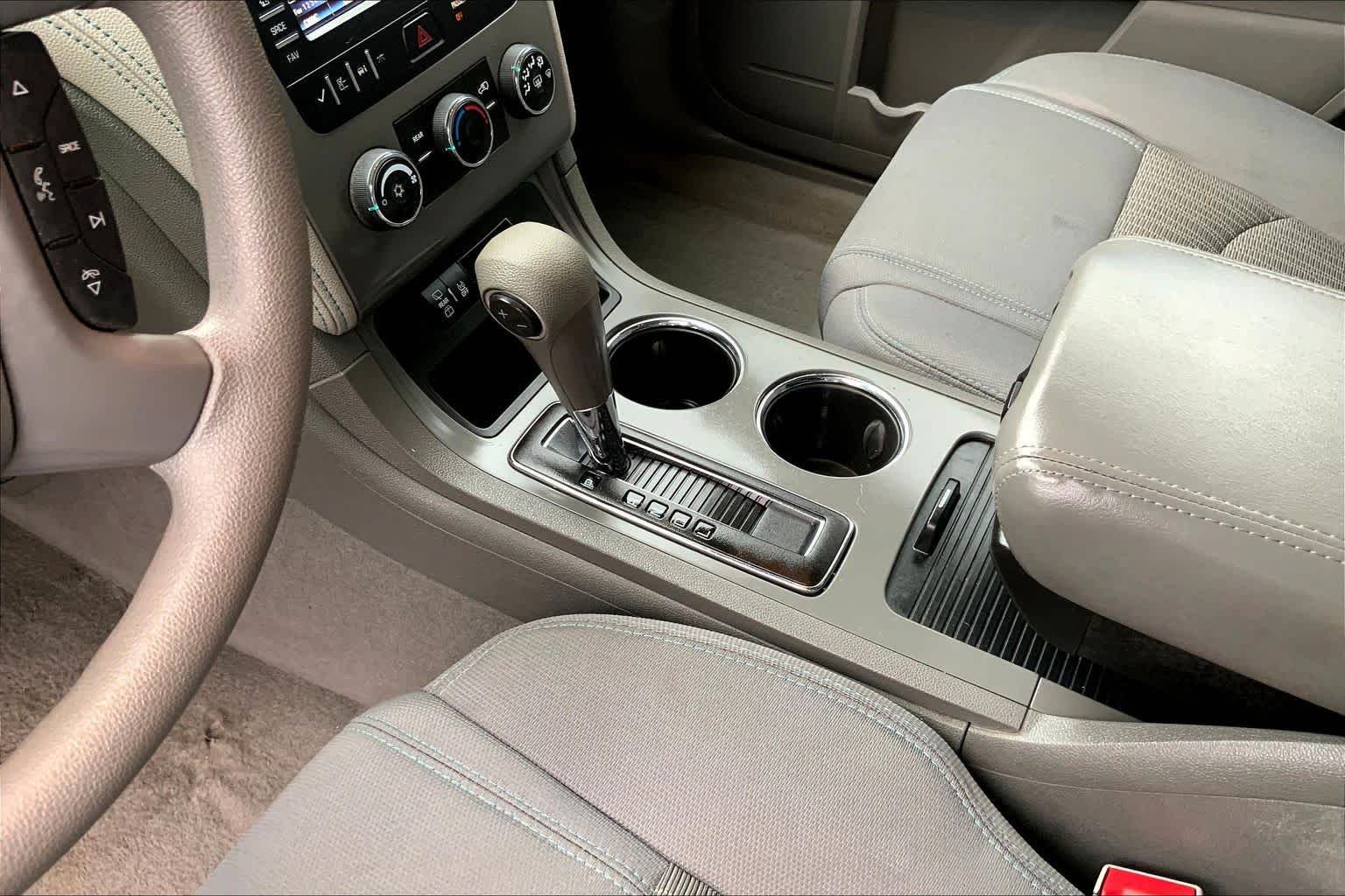Used 2013  Chevrolet LS image 16