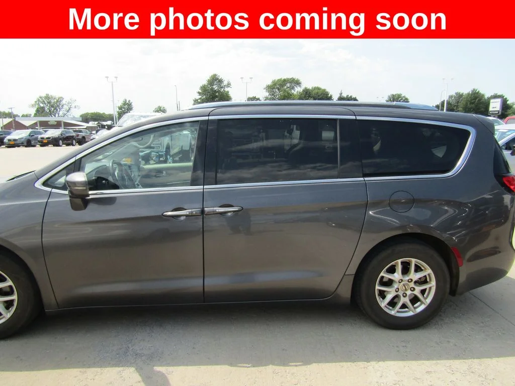 Used 2021 Gray Chrysler Touring L image 2