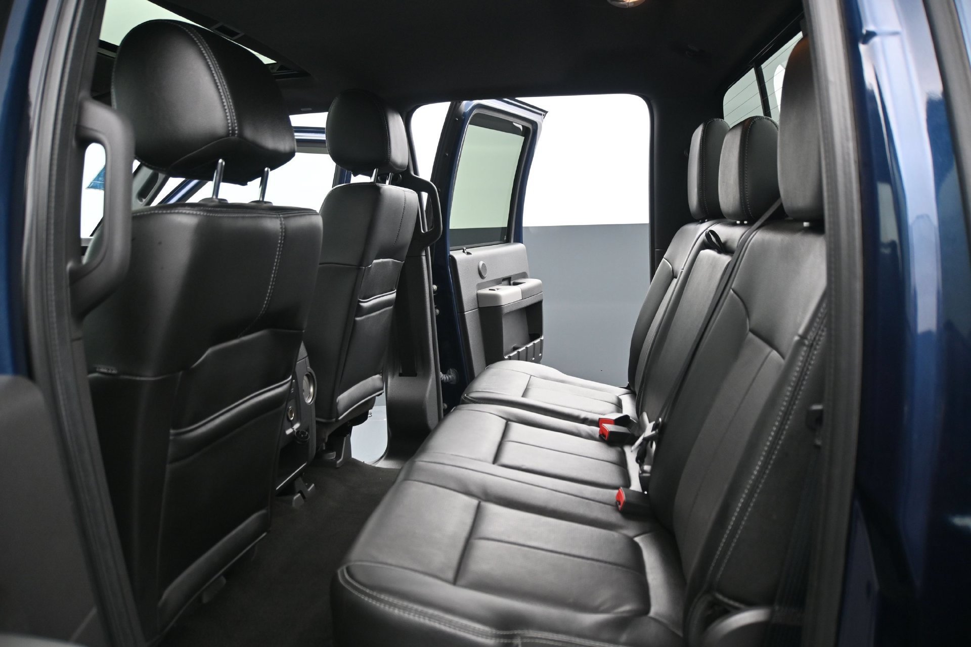 Used 2016  Ford  image 15