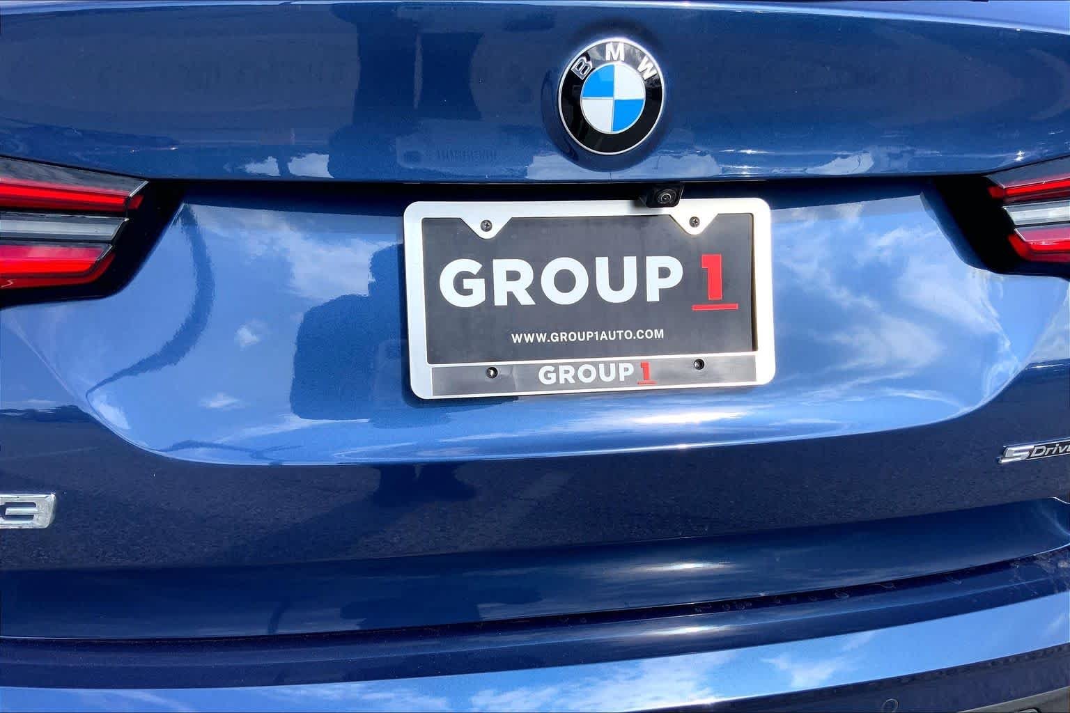 Used 2023 Phytonic Blue Metallic BMW sDrive30i image 10