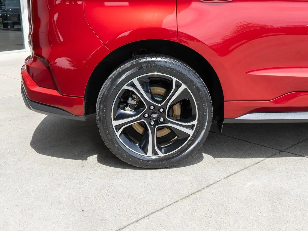 Used 2019 Red Ford ST image 34