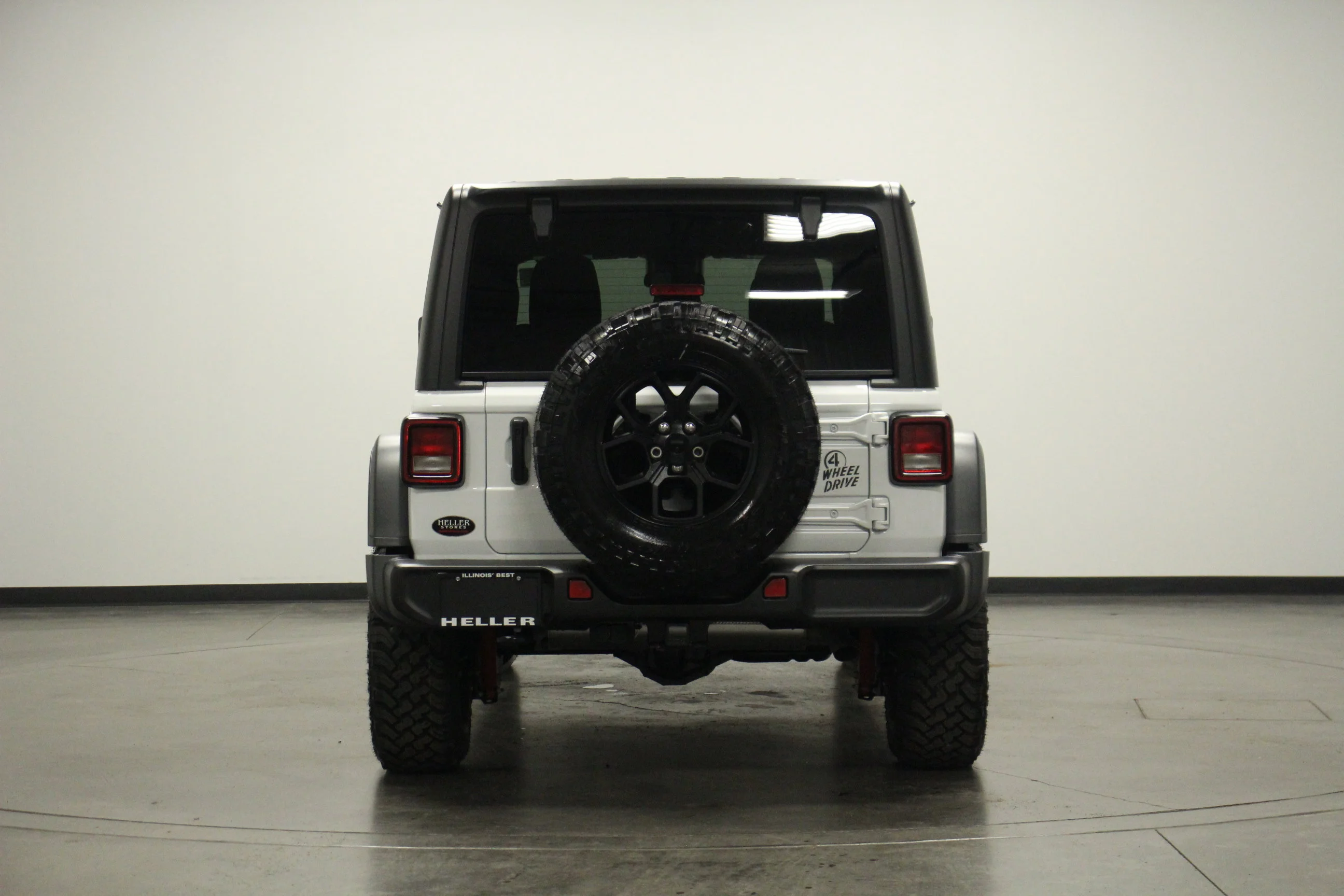 2025 Jeep Wrangler 4-Door Willys - Photo 7