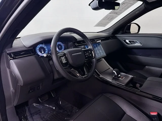 Certified Used 2026 Black Land Rover Dynamic SE image 9