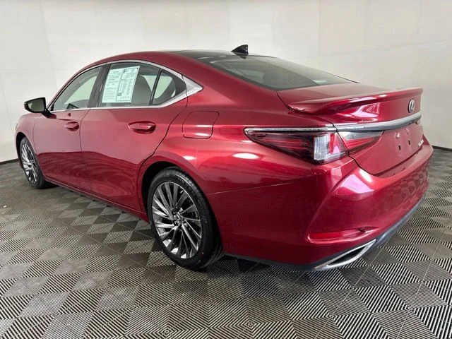 Used 2025 Matador Red Mica Lexus 350 Luxury image 6
