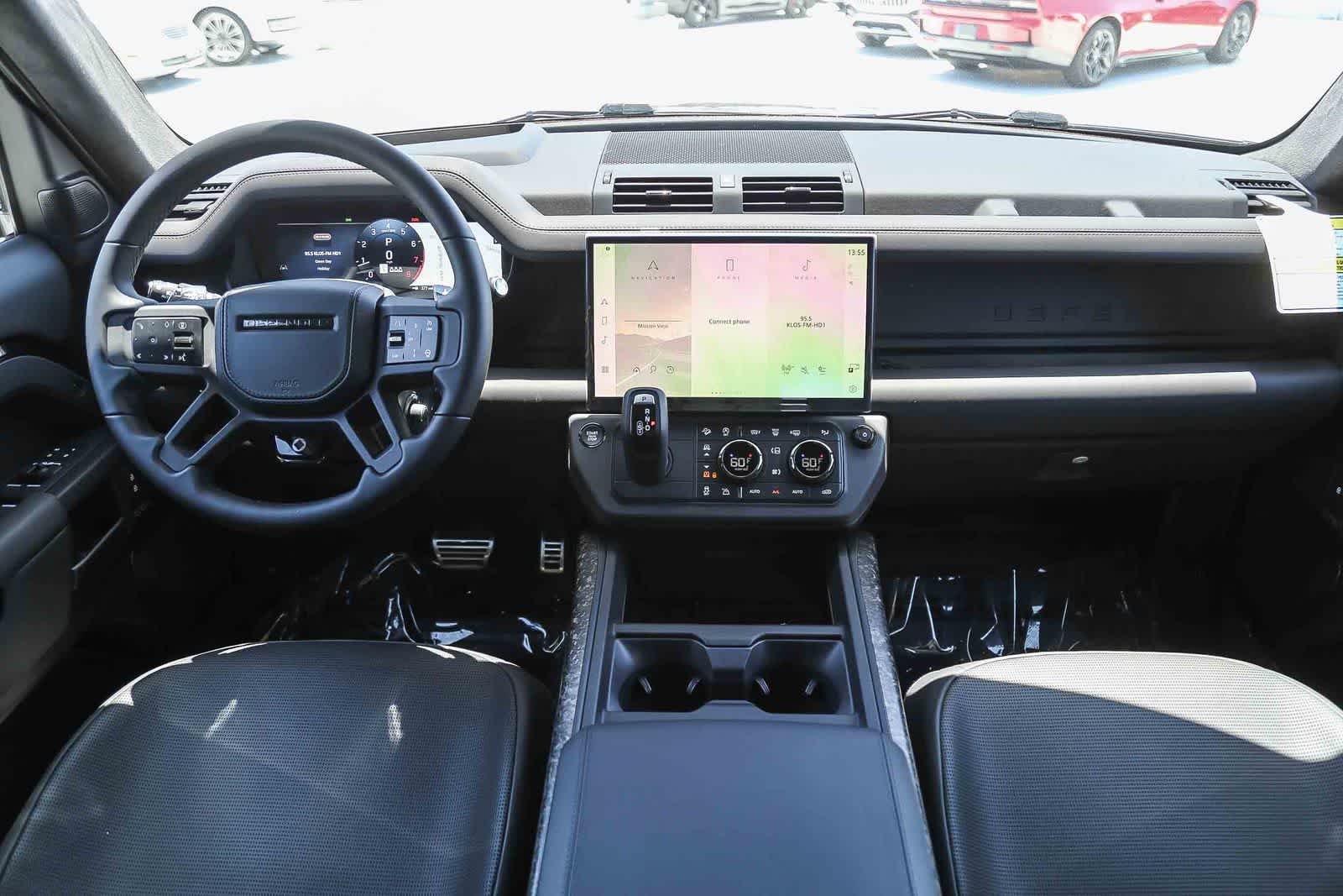 New 2026 Narvik Black Land Rover OCTA Black image 12
