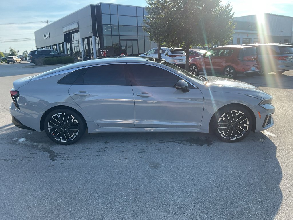 Certified Used 2025 Wolf Gray Kia GT-Line image 10
