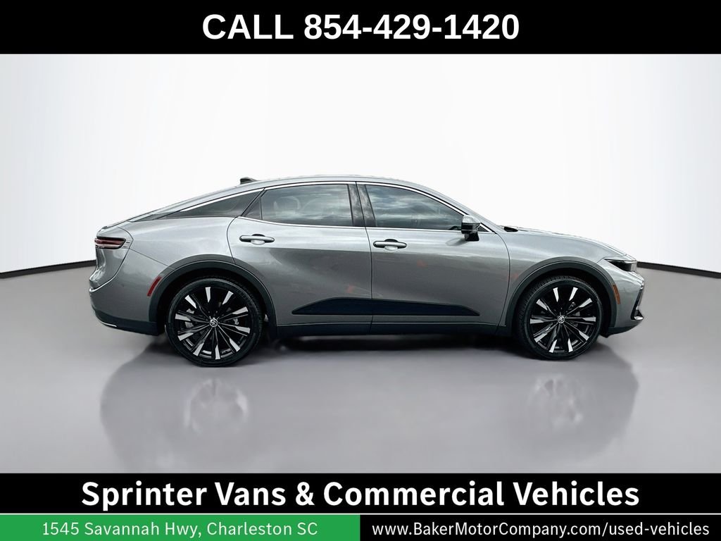 Used 2025  Toyota Platinum image 8