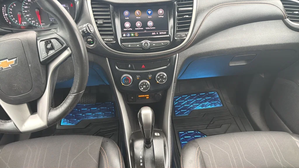 Used 2020 Pacific Blue Metallic Chevrolet LT image 8