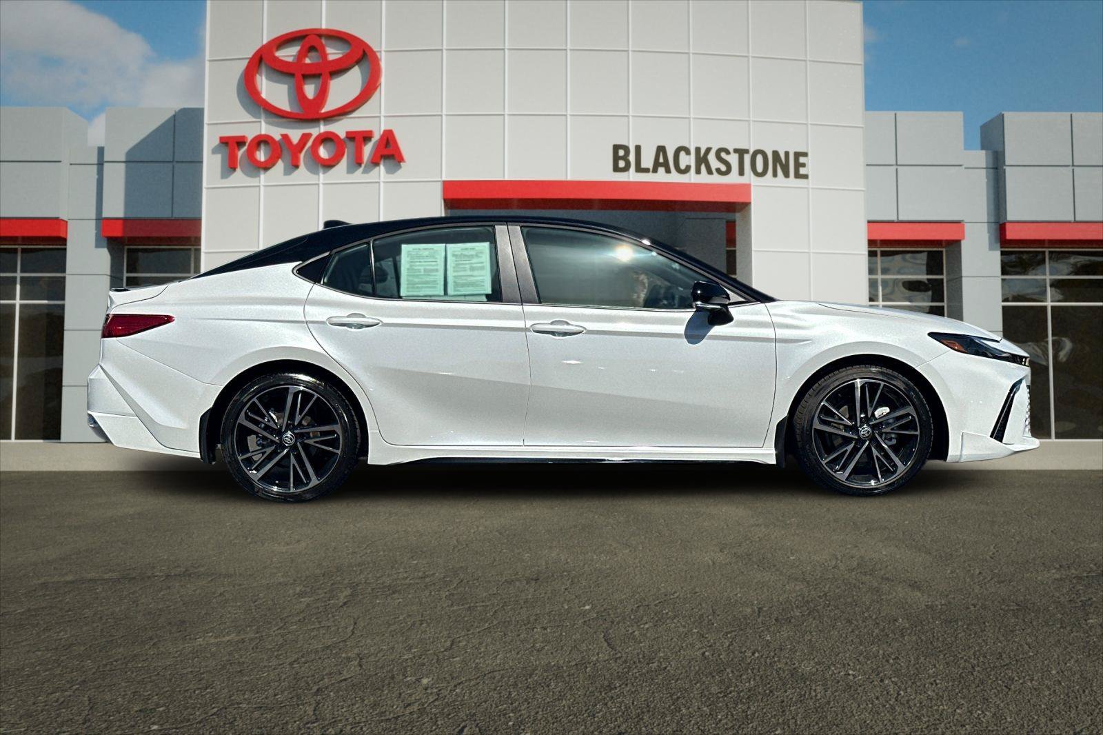 Certified Used 2026 Wind Chill Pearl w/Midnight Black Metallic Roof Toyota XSE image 2