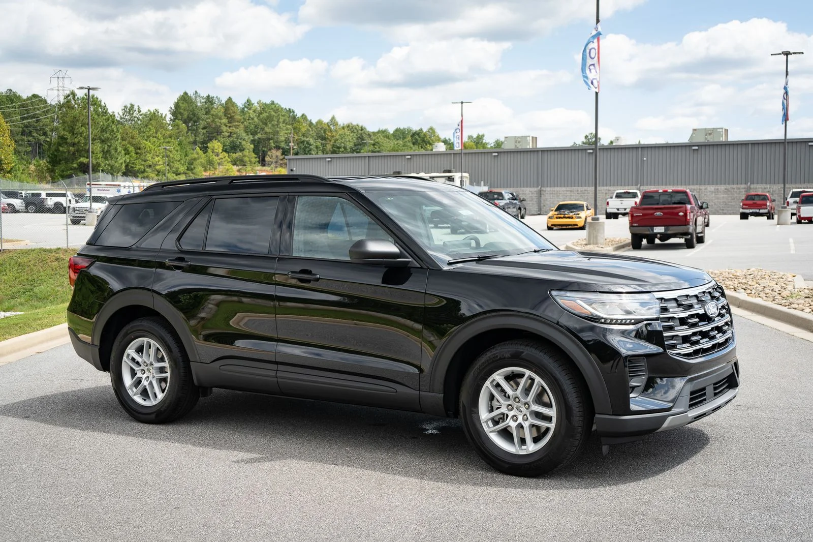 New 2027 Agate Black Metallic Ford Active image 12