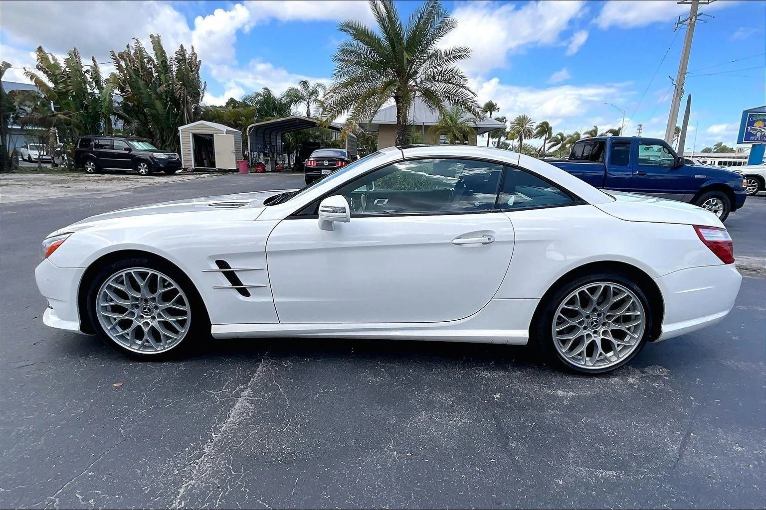 Used 2016 Polar White Mercedes-Benz SL 400 image 24
