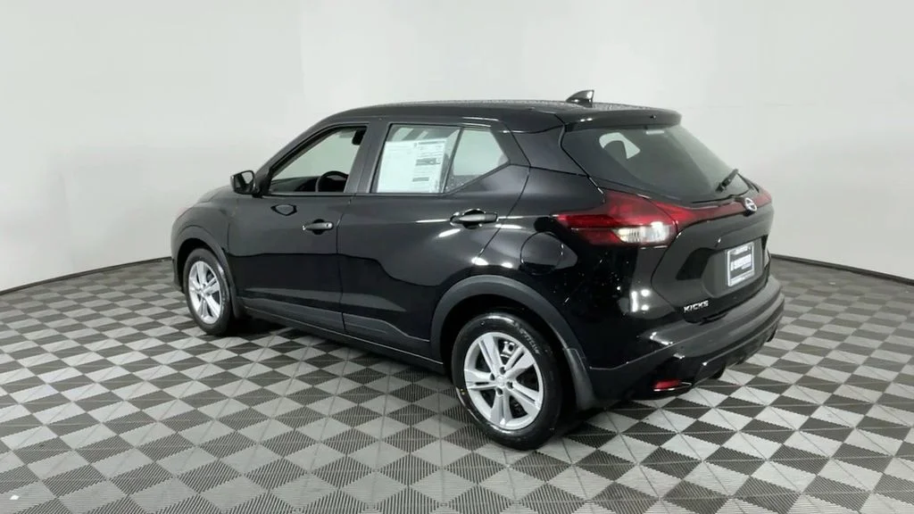 2025 Nissan KICKS PLAY Base - Photo 6
