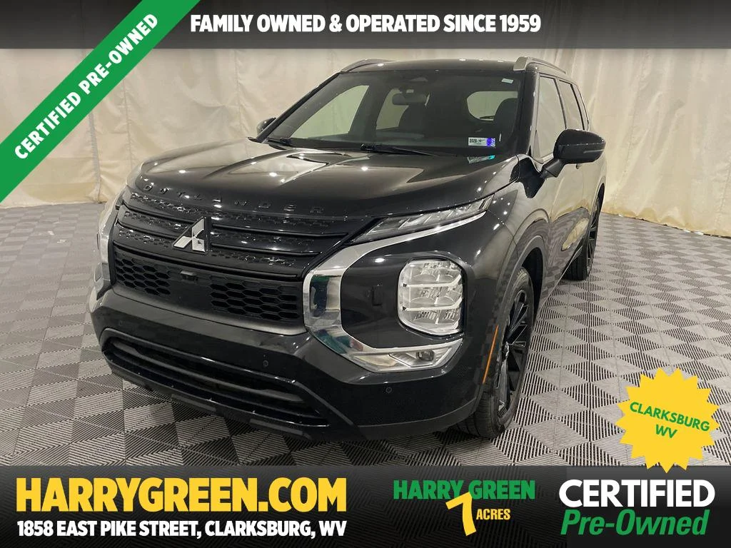2024 Mitsubishi Outlander SE Black Edition S-AWC's photo