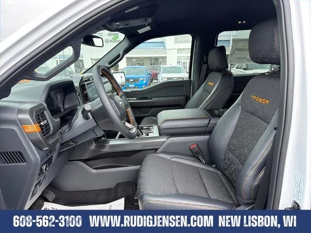 New 2026 Oxford White Ford Tremor® image 38