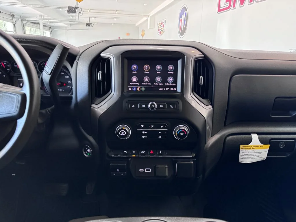 2023 Chevrolet Silverado 1500 Custom - Photo 18