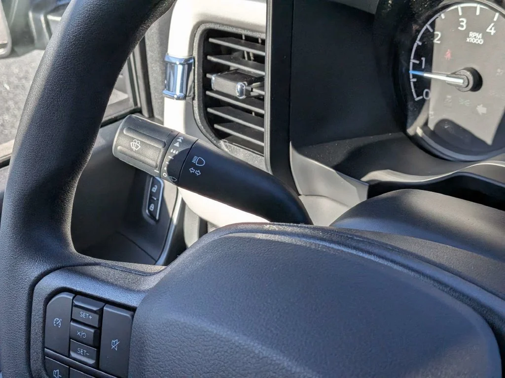 New 2027 Carbonized Gray Metallic Ford F-250® XLT image 21
