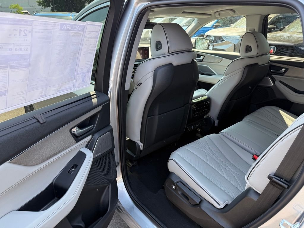 New 2026 Solar Silver Metallic Acura Advance Package image 14