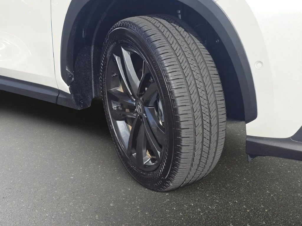 Certified Used 2025 White Lexus 450h+ Luxury image 34
