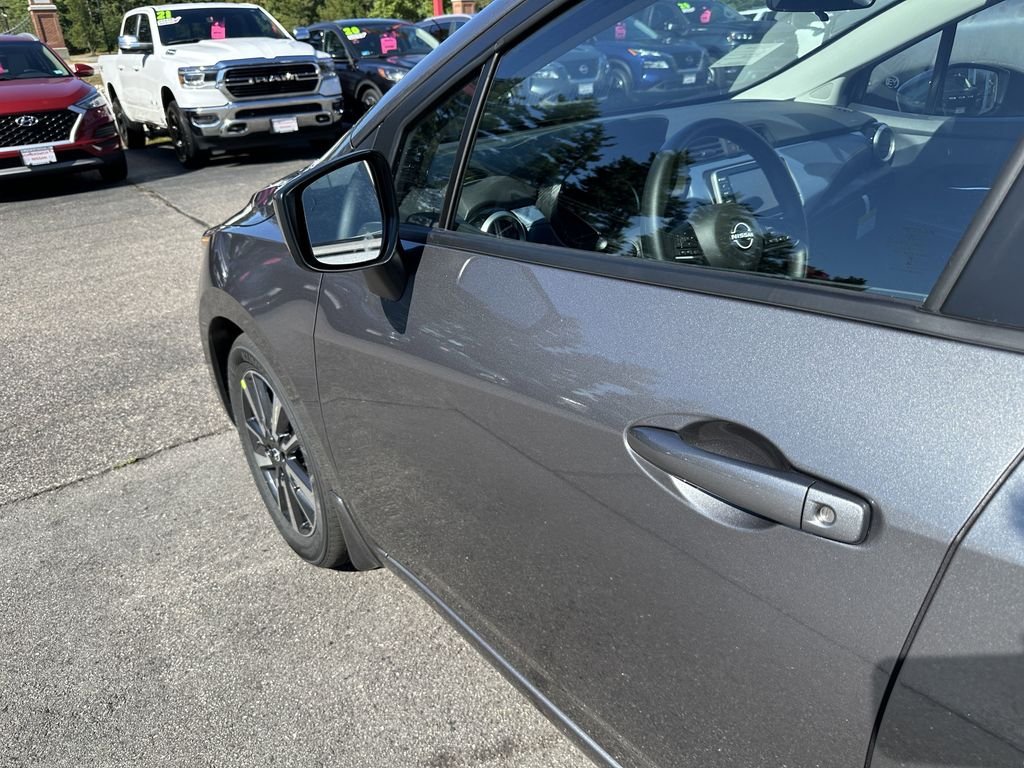 2025 Nissan Versa Sedan SV - Photo 10