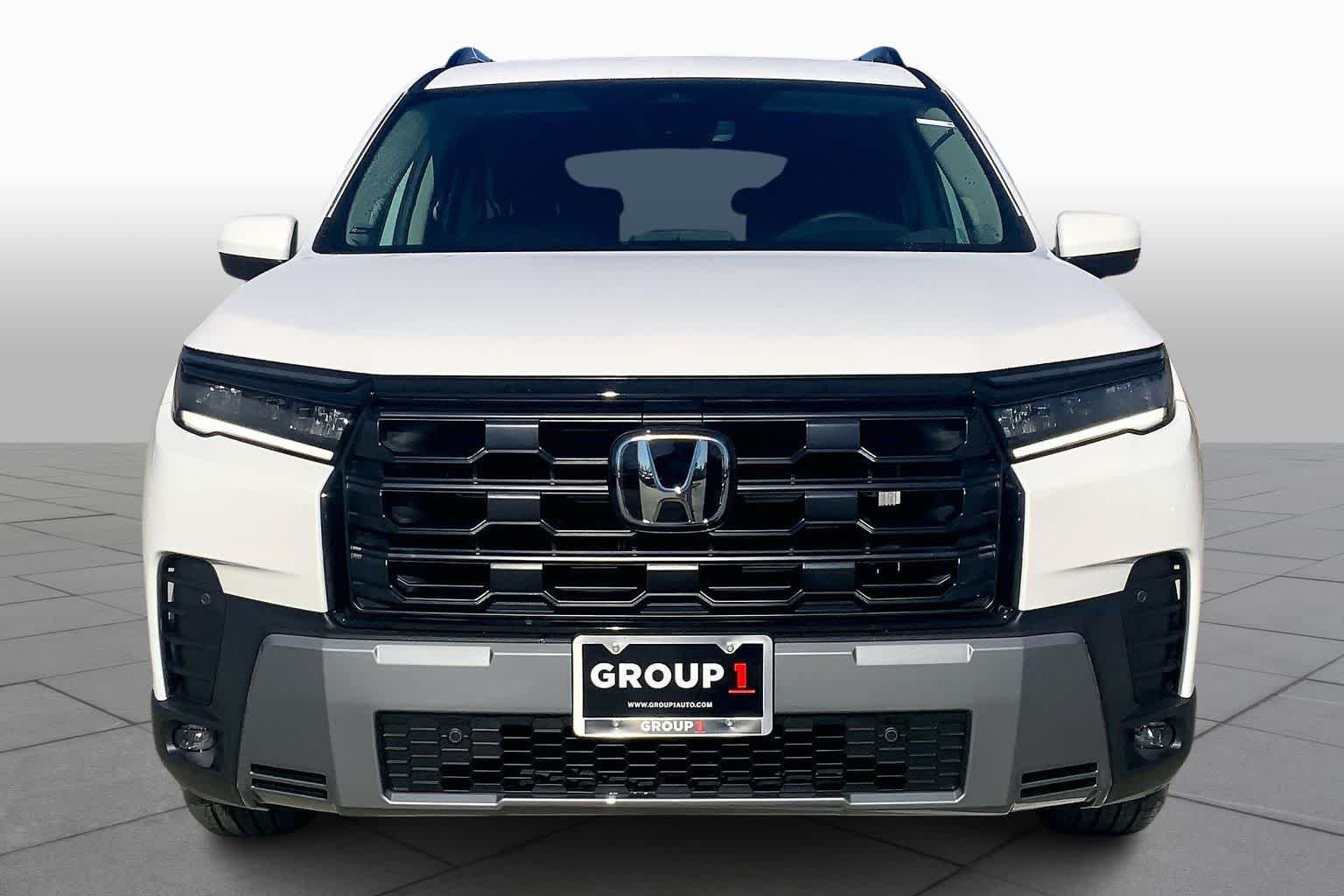 New 2026 Platinum White Pearl Honda 2WD EX-L image 3