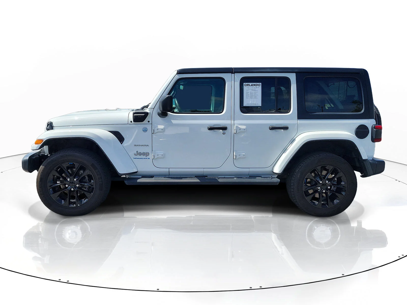 Used 2023 Bright White Clearcoat Jeep Sahara image 4