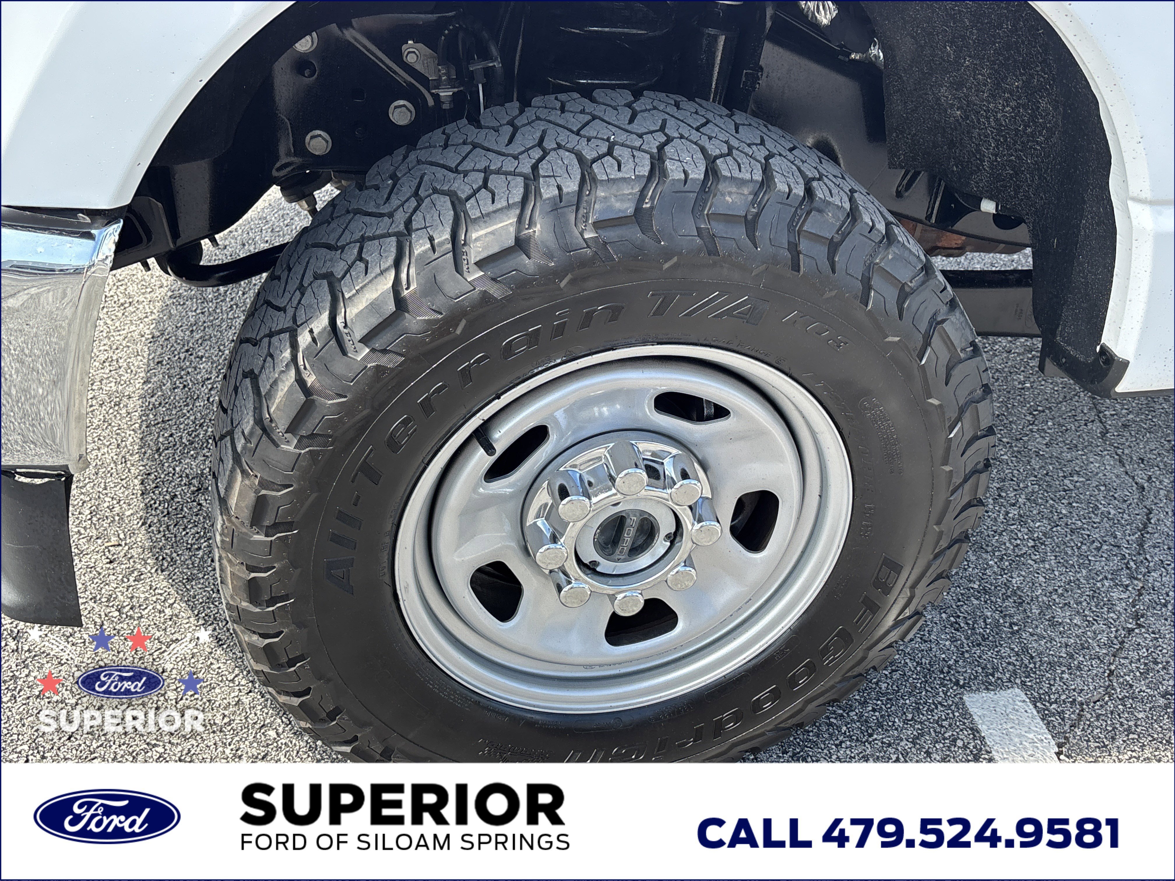 Used 2023 Oxford White Ford XL Crew Cab 4WD image 11