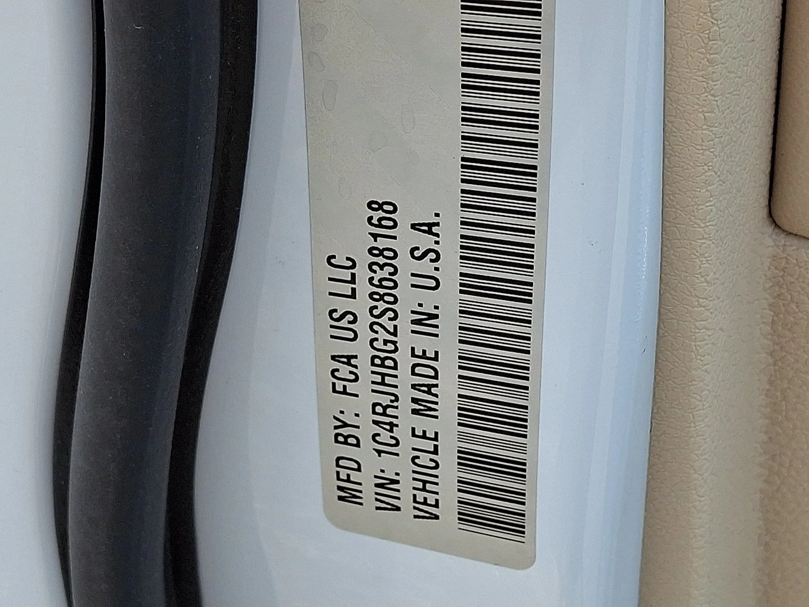 Certified Used 2025 Bright White Clearcoat Jeep Limited image 28