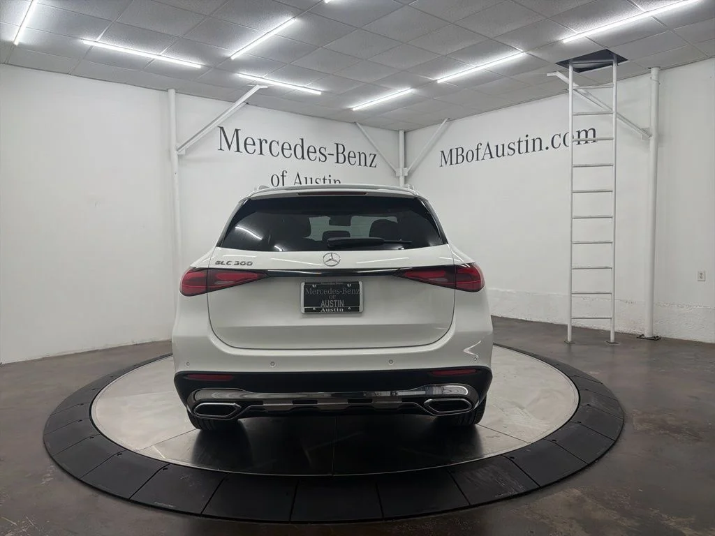 Used 2026 White Mercedes-Benz GLC 300 image 6