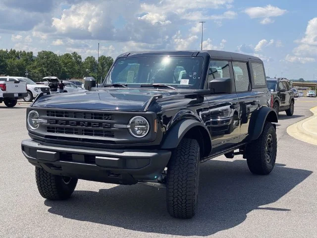 New 2026 Black Ford Base image 6
